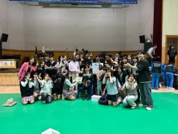 동화중학교와 함께 드린 부활주일 예배